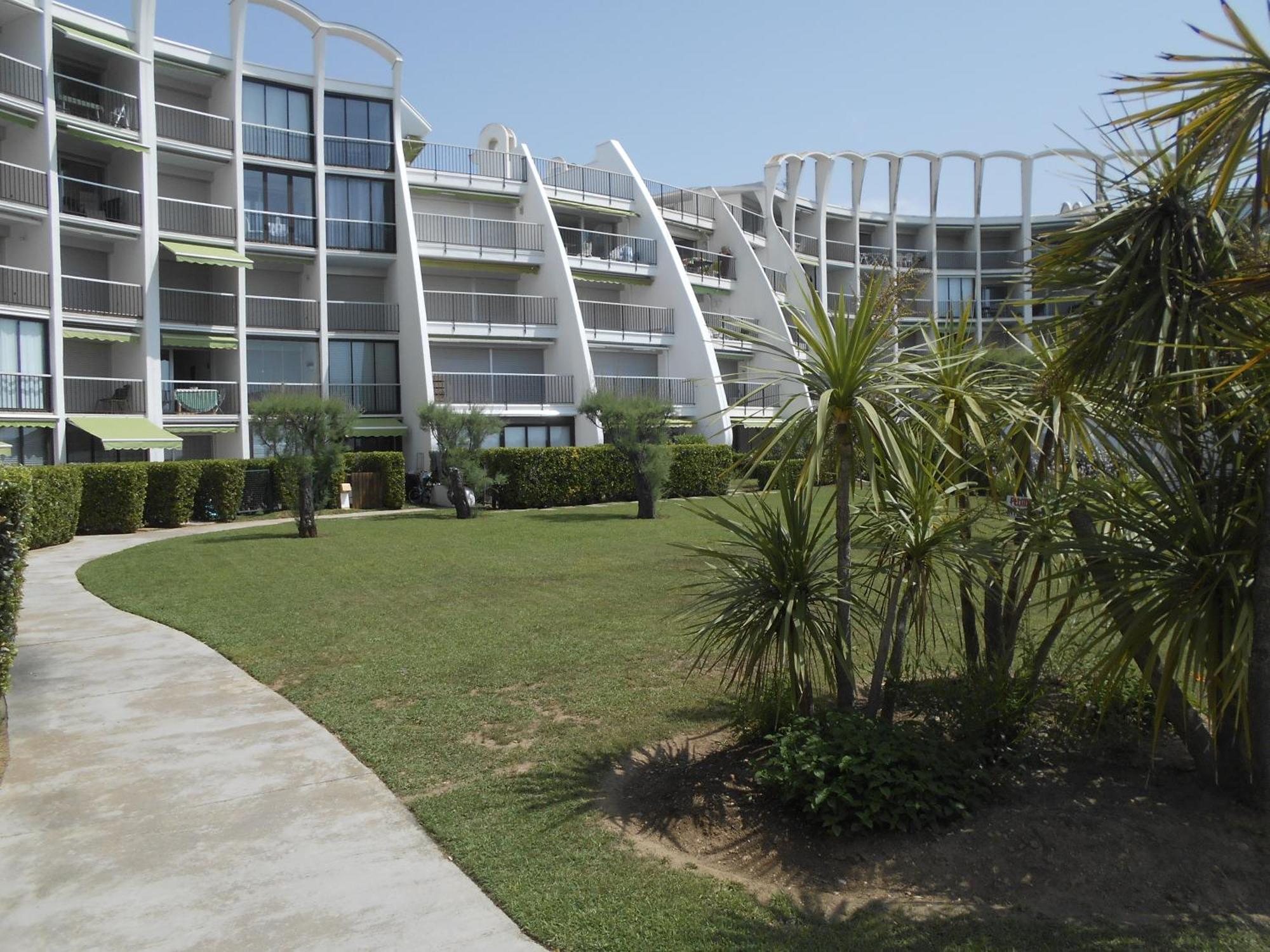 Vittoria Immobilier 7 -Reglement Sur Place - Cheques Vacances Acceptes La Grande Motte Dış mekan fotoğraf
